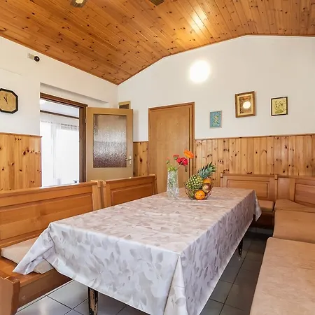 Lone Farmhouse Umag