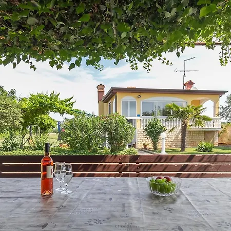 Gasthuis Lone Farmhouse Umag