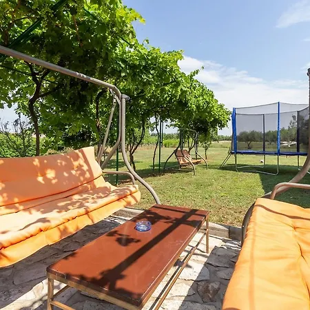 Gasthuis Lone Farmhouse 3*